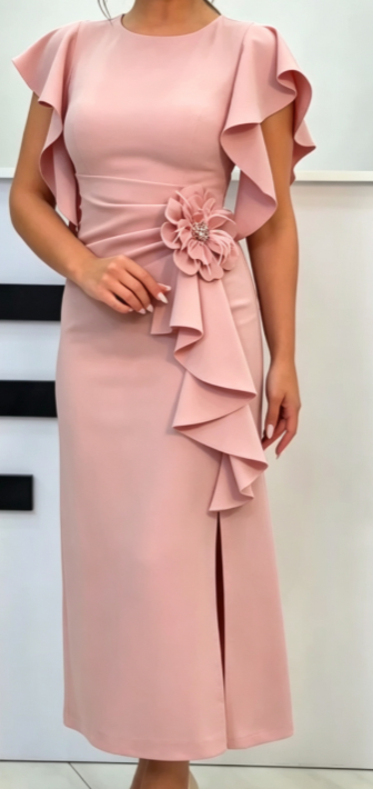 Fashionable women's floral pleated dress