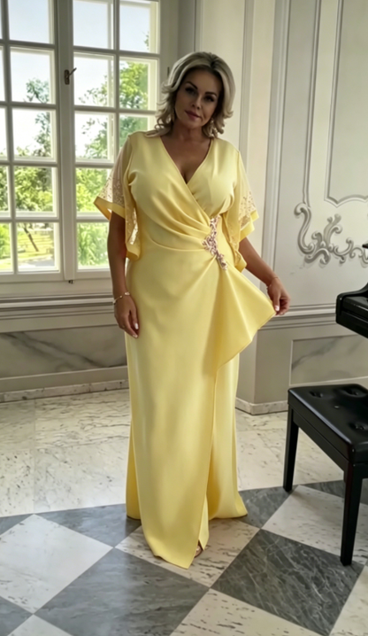 Evening dress with lace sleeves, a cheese neckline and a twisted waist