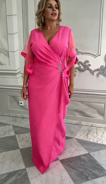 Evening dress with lace sleeves, a cheese neckline and a twisted waist